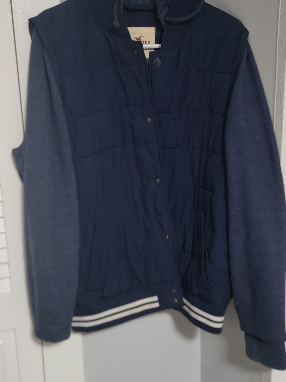 Hollister Navy Quilted Body Varsity Jacket with Slate Knit Sleeves